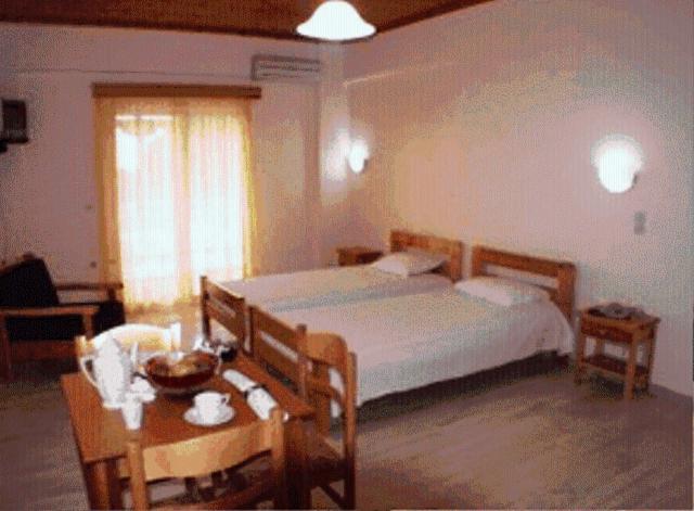 Kastro Beach Hotel Екстериор снимка