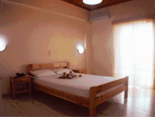 Kastro Beach Hotel Екстериор снимка