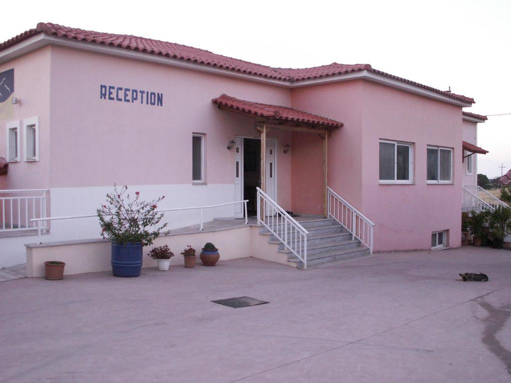 Kastro Beach Hotel Екстериор снимка